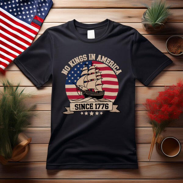 No Kings In America Since 1776 Vintage Patriotic USA T-Shirt